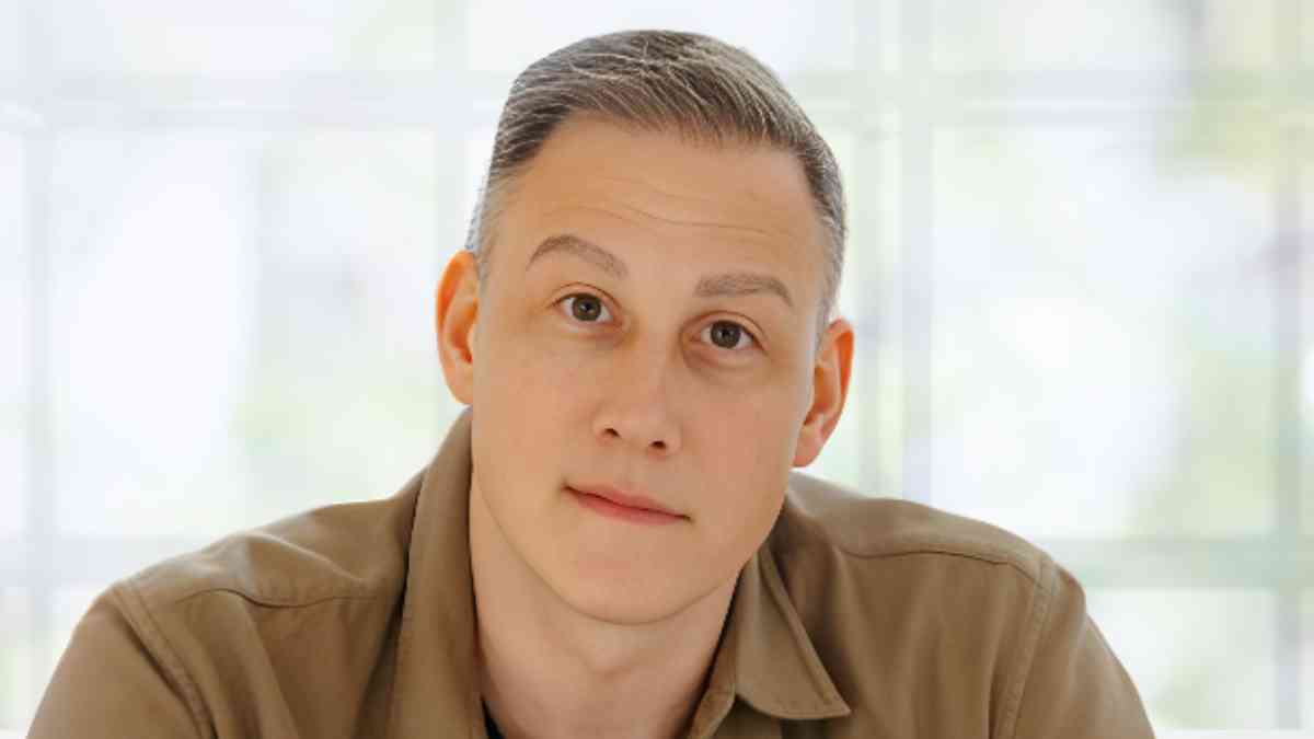 alex bourne
