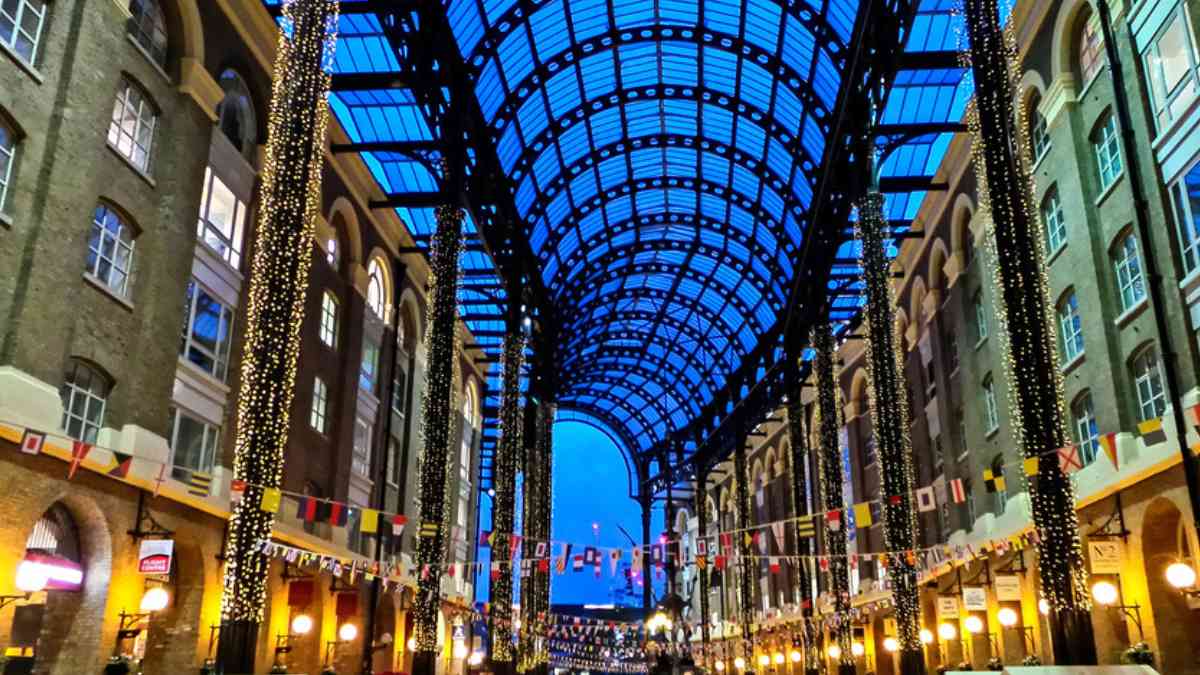 london hays galleria