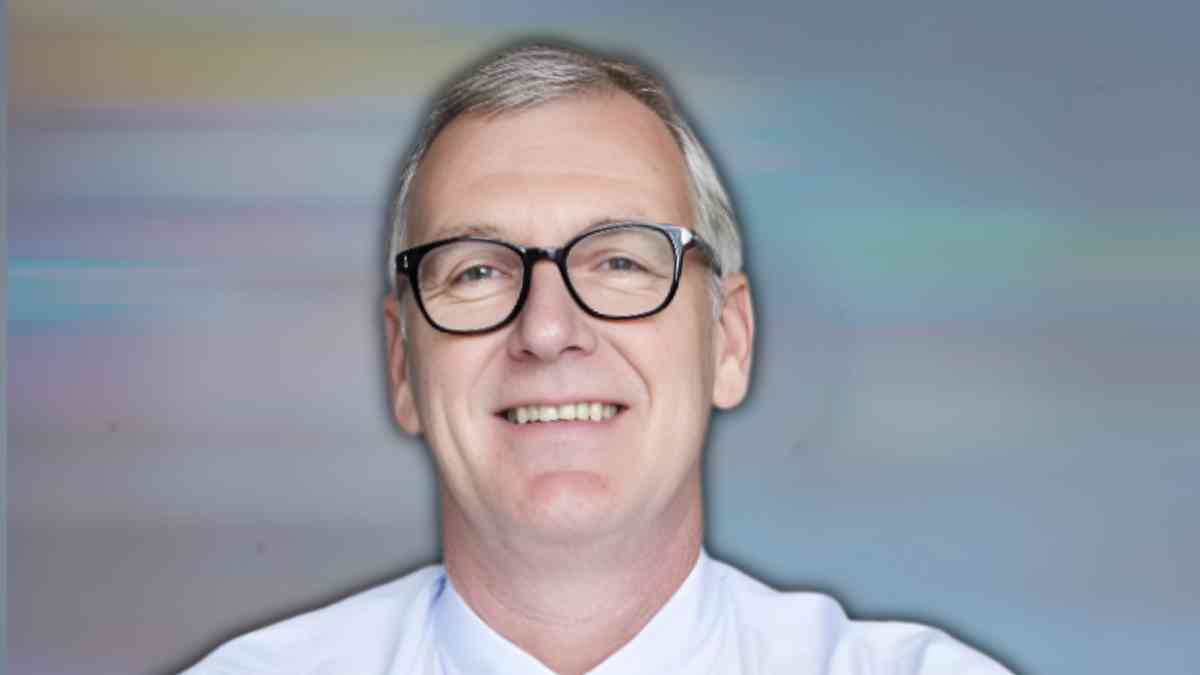nigel sharrocks