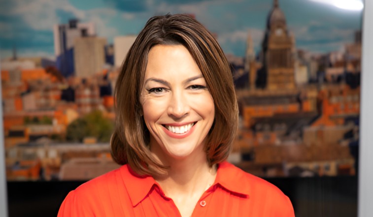 lara rostron