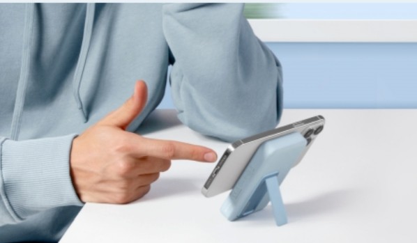 Matching the Right Power Bank to Your Travel Style